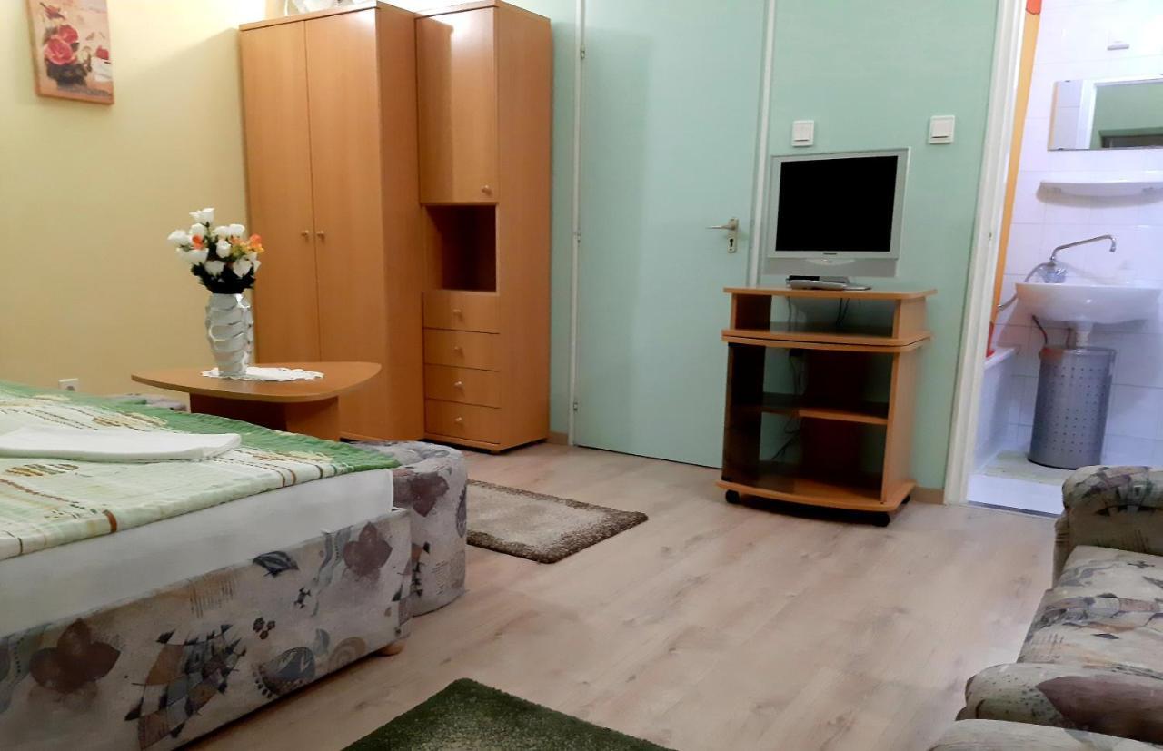 Panorama Szallas Miskolc Ngoại thất bức ảnh