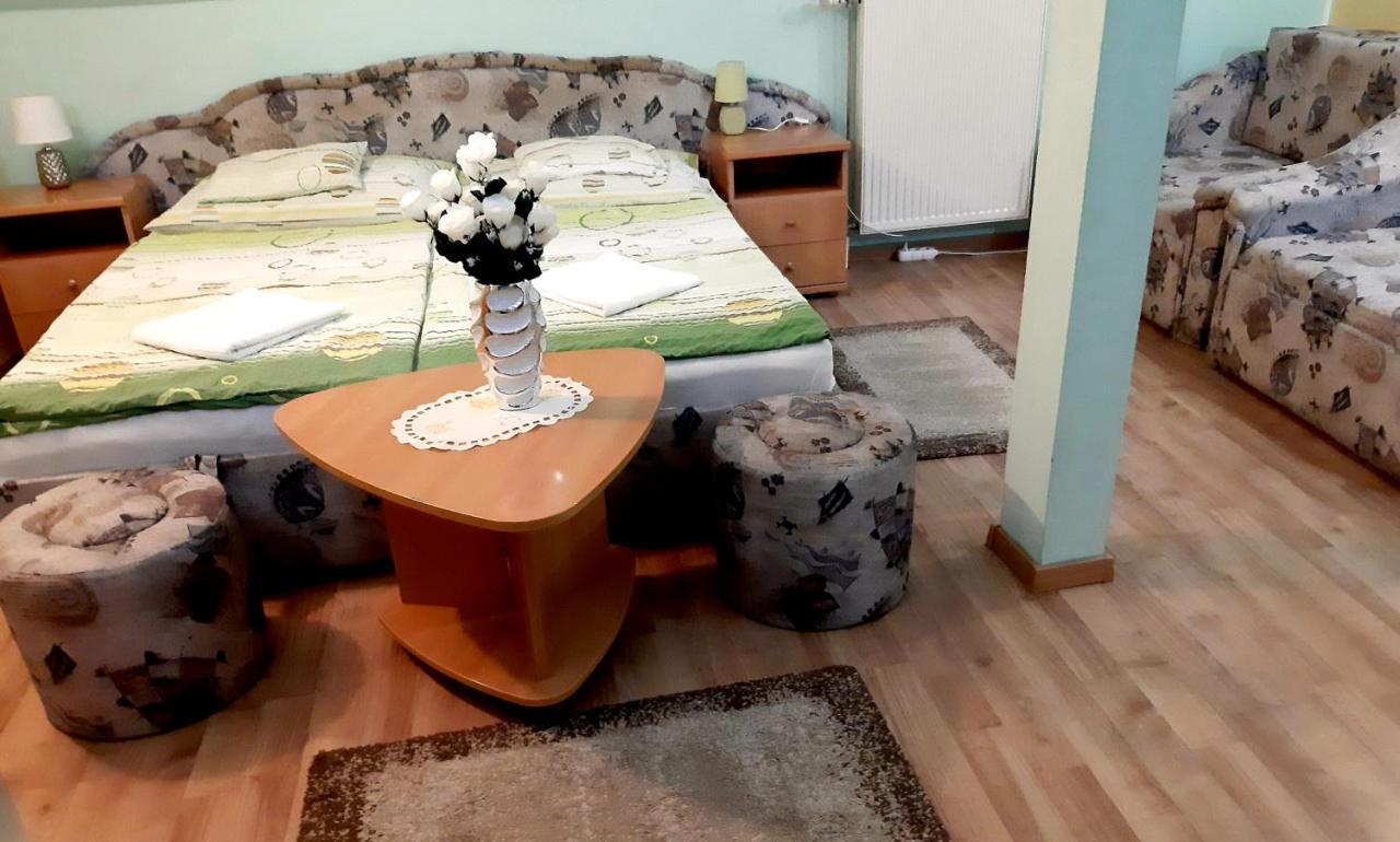 Panorama Szallas Miskolc Ngoại thất bức ảnh