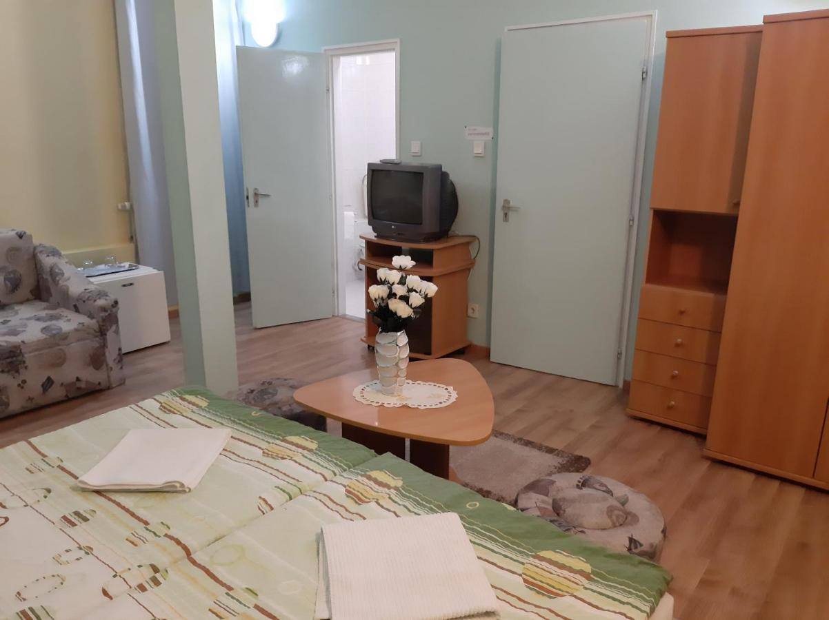 Panorama Szallas Miskolc Ngoại thất bức ảnh